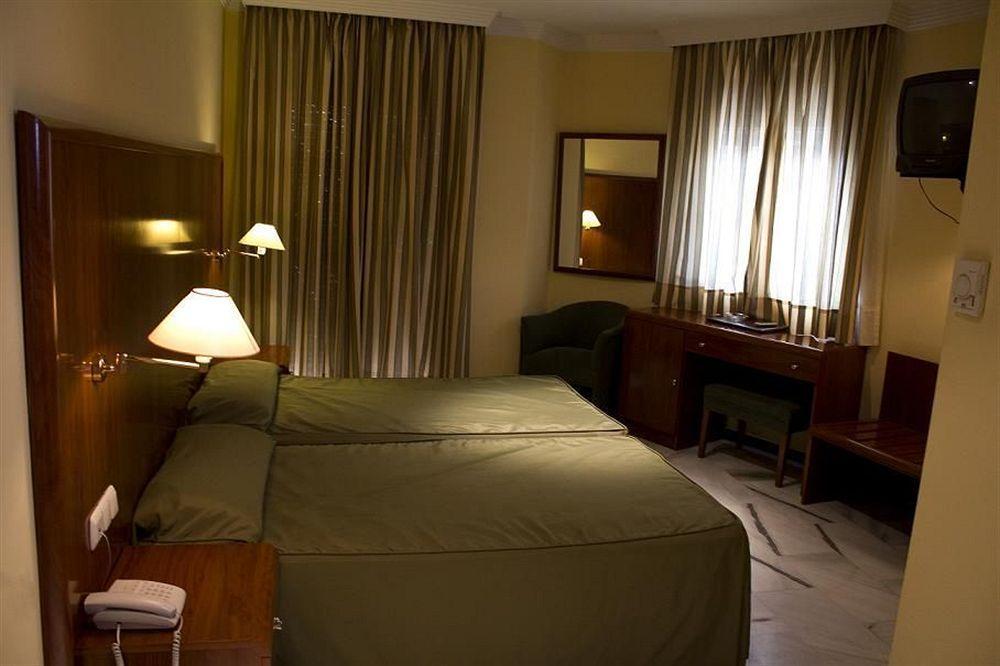 Hotel La Fonda De Don Gonzalo Сенес-де-ла-Веґа Екстер'єр фото